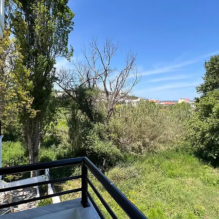 Zourpos Studios & Apartment *